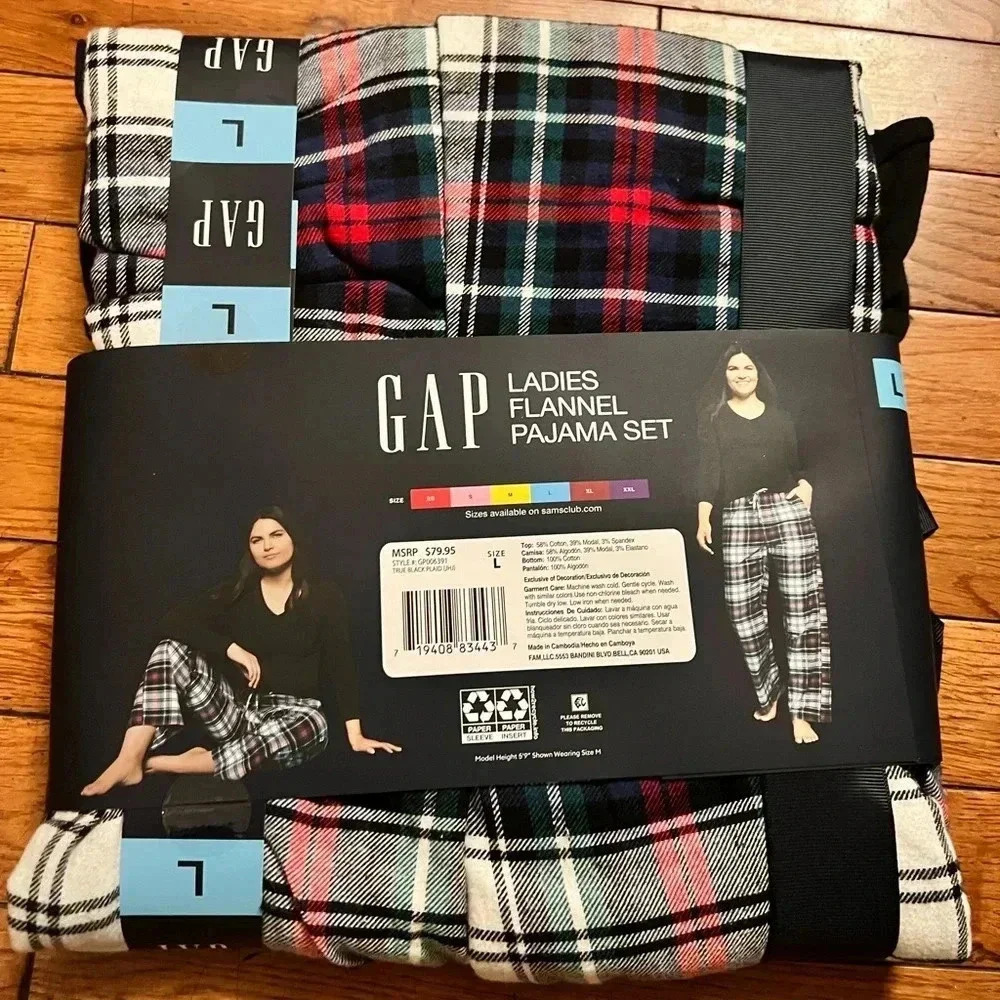 Gap women pajama gift set size large - Picture 2 of 4